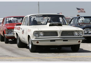 Illustration for article titled Vintage Drag Racing at Mid-America Motorplex